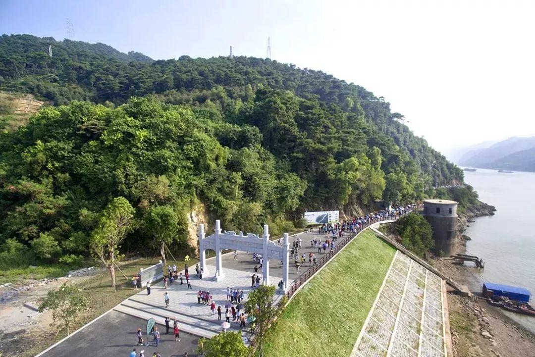 肇庆洪水最新消息,肇庆洪水最新消息，一场探索自然美景的旅行，寻找内心的平静