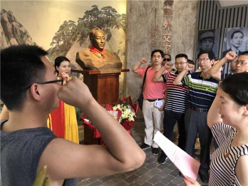醴陵市公安局新班子，探索自然美景的心灵之旅启动