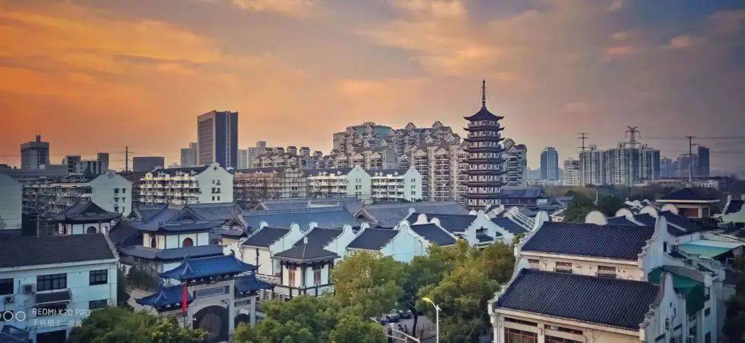 真如镇最新风情，小镇趣事与家的温馨日常