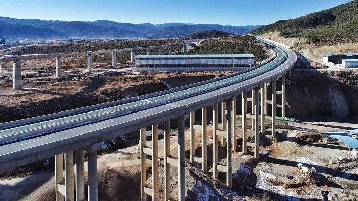 丽香高速公路最新消息，温馨旅程的进展与未来展望