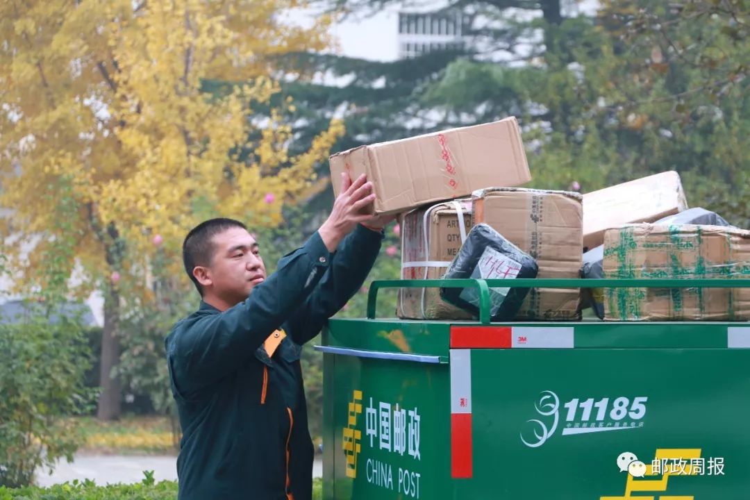 邮政投递外包最新动态，小巷深处的投递新风尚